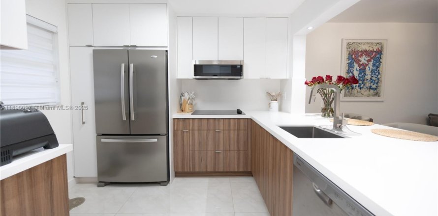 Condo à Miami, Floride, 2 chambres № 1947519