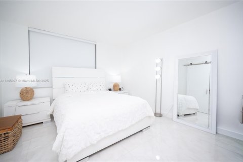 Copropriété à louer à Miami, Floride: 2 chambres, 86.96 m2 № 1947519 - photo 12