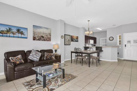 Adosado en venta en Kissimmee, Florida, 3 dormitorios, 119.94 m2 № 2218046 - foto 6