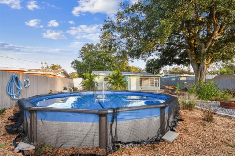 Villa ou maison à louer à Saint Petersburg, Floride: 2 chambres, 84.36 m2 № 2388343 - photo 24