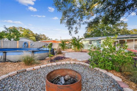 Villa ou maison à louer à Saint Petersburg, Floride: 2 chambres, 84.36 m2 № 2388343 - photo 23