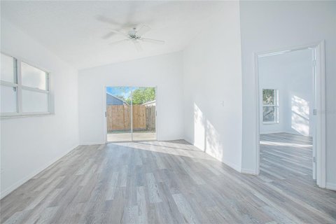 Villa ou maison à vendre à Orlando, Floride: 3 chambres, 148.74 m2 № 1661915 - photo 12