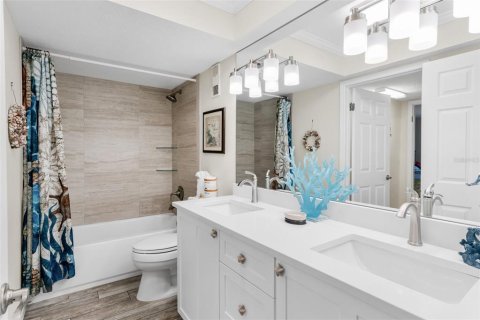 Condominio en venta en Indian Shores, Florida, 3 dormitorios, 136.57 m2 № 1826485 - foto 30