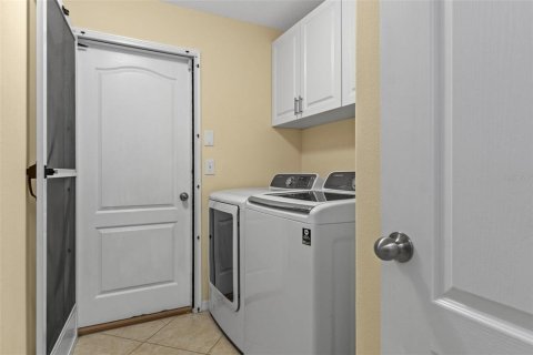 House in Hudson, Florida 4 bedrooms, 191.01 sq.m. № 2210336 - photo 27