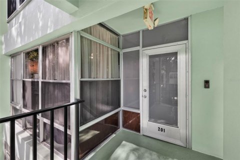 Купить кондоминиум в Сент-Питерсберг, Флорида 8 комнат, 112.23м2, № 2216355 - фото 23
