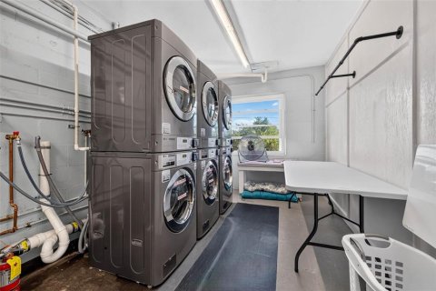 Купить кондоминиум в Сент-Питерсберг, Флорида 8 комнат, 112.23м2, № 2216355 - фото 24