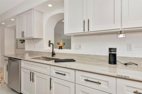 Villa ou maison à louer à Sarasota, Floride: 3 chambres, 308.81 m2 № 2121561 - photo 21