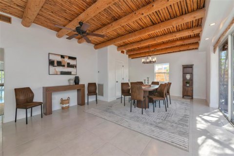 Villa ou maison à louer à Sarasota, Floride: 3 chambres, 308.81 m2 № 2121561 - photo 17