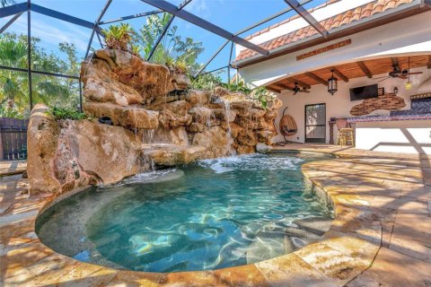 Villa ou maison à louer à Sarasota, Floride: 3 chambres, 308.81 m2 № 2121561 - photo 7