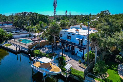 Villa ou maison à louer à Sarasota, Floride: 3 chambres, 308.81 m2 № 2121561 - photo 6