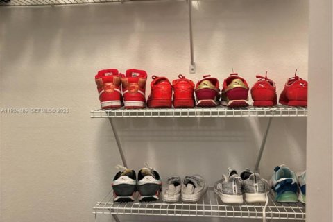 Adosado en alquiler en Doral, Florida, 3 dormitorios, 186.55 m2 № 2005193 - foto 19