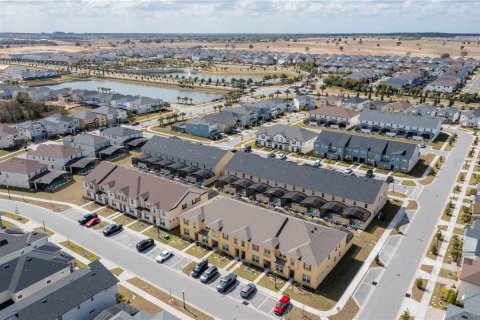 Townhouse in Kissimmee, Florida 4 bedrooms, 199.28 sq.m. № 1544568 - photo 8