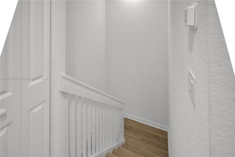 Touwnhouse à louer à Miami, Floride: 3 chambres, 137.96 m2 № 1967330 - photo 29