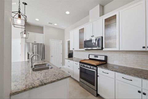 Villa ou maison à louer à Apollo Beach, Floride: 4 chambres, 221.76 m2 № 2432709 - photo 12
