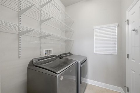 Villa ou maison à louer à Apollo Beach, Floride: 4 chambres, 221.76 m2 № 2432709 - photo 23