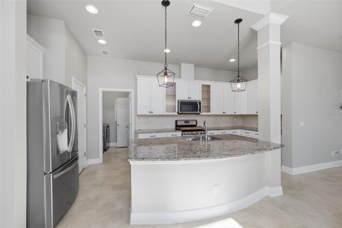 Villa ou maison à louer à Apollo Beach, Floride: 4 chambres, 221.76 m2 № 2432709 - photo 9