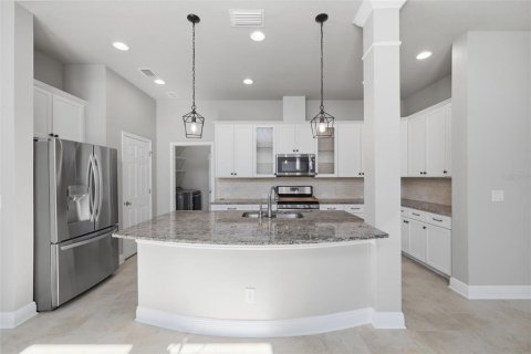Villa ou maison à louer à Apollo Beach, Floride: 4 chambres, 221.76 m2 № 2432709 - photo 10
