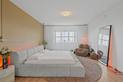 Copropriété à vendre à North Miami, Floride: 3 chambres, 175.21 m2 № 2087095 - photo 11