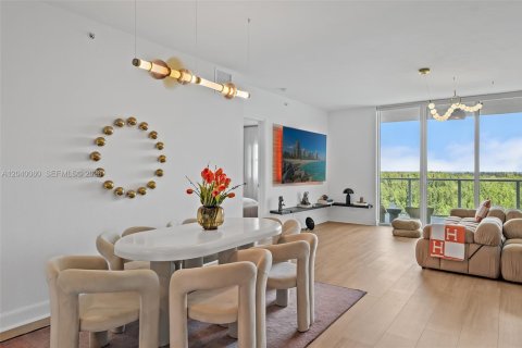 Copropriété à vendre à North Miami, Floride: 3 chambres, 175.21 m2 № 2087095 - photo 10