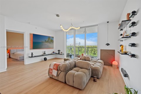 Copropriété à vendre à North Miami, Floride: 3 chambres, 175.21 m2 № 2087095 - photo 7