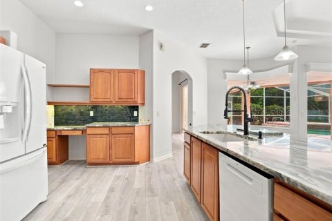 Villa ou maison à vendre à Homosassa, Floride: 3 chambres, 221.66 m2 № 2342063 - photo 8