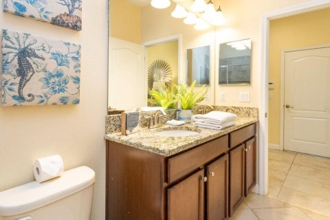 Casa en venta en Davenport, Florida, 9 dormitorios, 363.15 m2 № 1742548 - foto 17