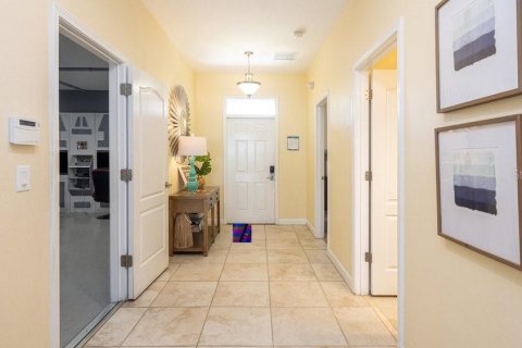 Casa en venta en Davenport, Florida, 9 dormitorios, 363.15 m2 № 1742548 - foto 5