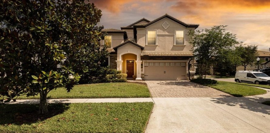 Casa en Davenport, Florida 9 dormitorios, 363.15 m2 № 1742548