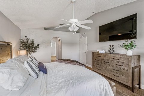 Casa en venta en Deltona, Florida, 4 dormitorios, 193.98 m2 № 1902904 - foto 12