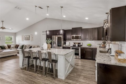 Casa en venta en Deltona, Florida, 4 dormitorios, 193.98 m2 № 1902904 - foto 18