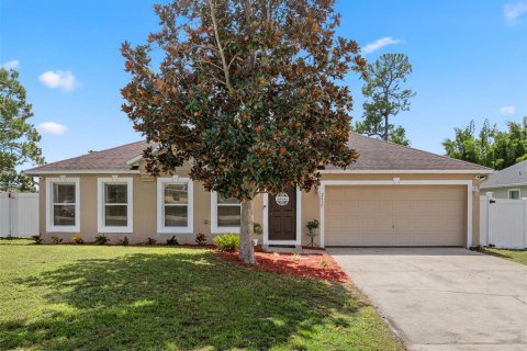 Casa en venta en Deltona, Florida, 4 dormitorios, 193.98 m2 № 1902904 - foto 1
