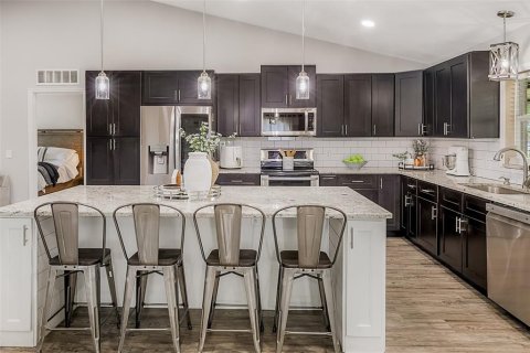 Casa en venta en Deltona, Florida, 4 dormitorios, 193.98 m2 № 1902904 - foto 17