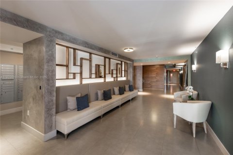 Снять в аренду кондоминиум в Майами, Флорида 3 спальни, 139.82м2, № 2039103 - фото 3