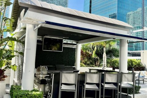 Condo in Miami, Florida, 1 bedroom № 2255255 - photo 24
