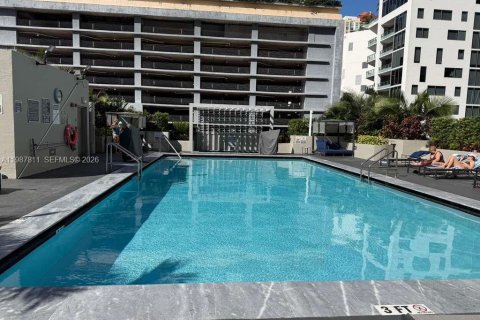 Condo in Miami, Florida, 1 bedroom № 2255255 - photo 22