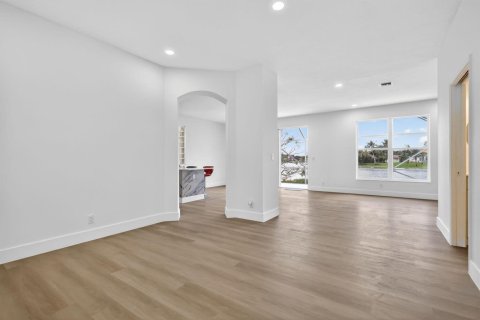 Villa ou maison à vendre à Lake Worth, Floride: 3 chambres, 156.08 m2 № 2401861 - photo 2
