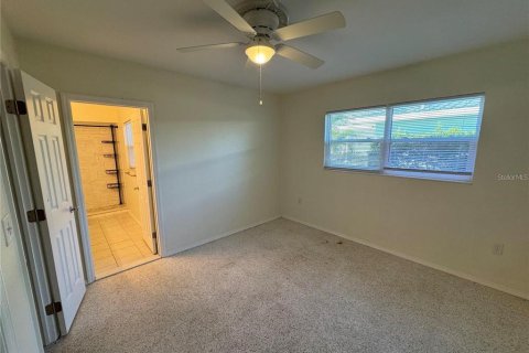 Villa ou maison à louer à Venice, Floride: 1 chambre, 42.27 m2 № 2415082 - photo 6