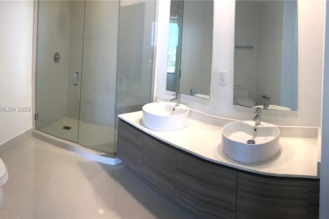 Купить кондоминиум в Майами, Флорида 2 спальни, 80.27м2, № 1958509 - фото 23