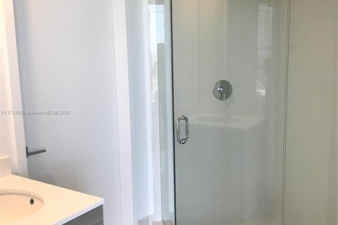 Купить кондоминиум в Майами, Флорида 2 спальни, 80.27м2, № 1958509 - фото 26