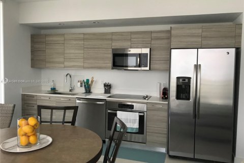 Купить кондоминиум в Майами, Флорида 2 спальни, 80.27м2, № 1958509 - фото 11