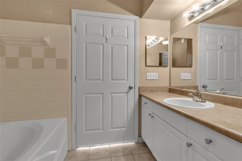 Condominio en venta en Sarasota, Florida, 3 dormitorios, 139.26 m2 № 2218551 - foto 22
