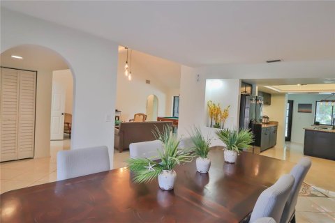 Villa ou maison à vendre à Punta Gorda, Floride: 4 chambres, 240.8 m2 № 1839071 - photo 10