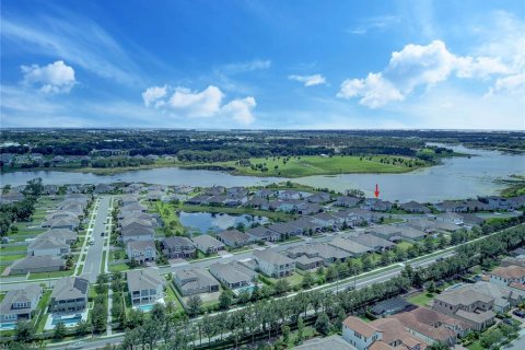 Купить виллу или дом в Уинтер-Гарден, Флорида 12 комнат, 395.58м2, № 1744483 - фото 2