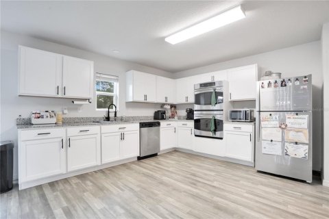 Купить виллу или дом в Киссимми, Флорида 15 комнат, 257.15м2, № 2137851 - фото 11