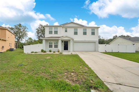 Casa en Kissimmee, Florida 5 dormitorios, 257.15 m2 № 2137851