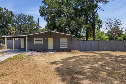 House in Orlando, Florida 3 bedrooms, 81.29 sq.m. № 2095017