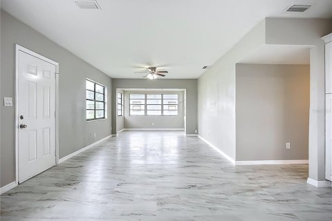 Casa en venta en Apollo Beach, Florida, 3 dormitorios, 107.49 m2 № 1825443 - foto 8