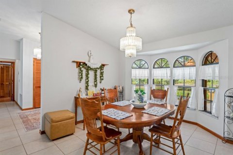 Casa en venta en Weeki Wachee, Florida, 3 dormitorios, 184.5 m2 № 1659895 - foto 18