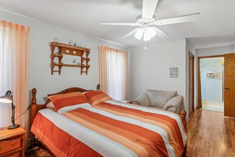 Casa en venta en Weeki Wachee, Florida, 3 dormitorios, 184.5 m2 № 1659895 - foto 21