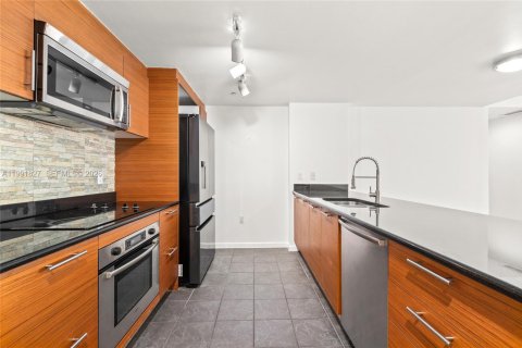 Купить кондоминиум в Майами, Флорида 2 спальни, 116.69м2, № 2154834 - фото 4